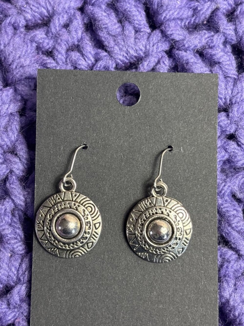 Patterned Silvertone Circle Dangle Earrings 0.75 inch